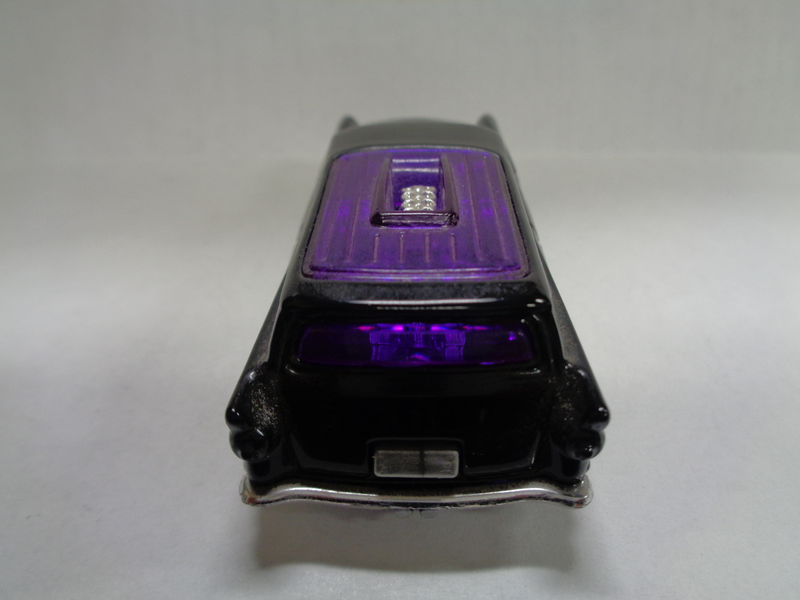 Illustration for article titled 8 CRATE BY HOTWHEELS